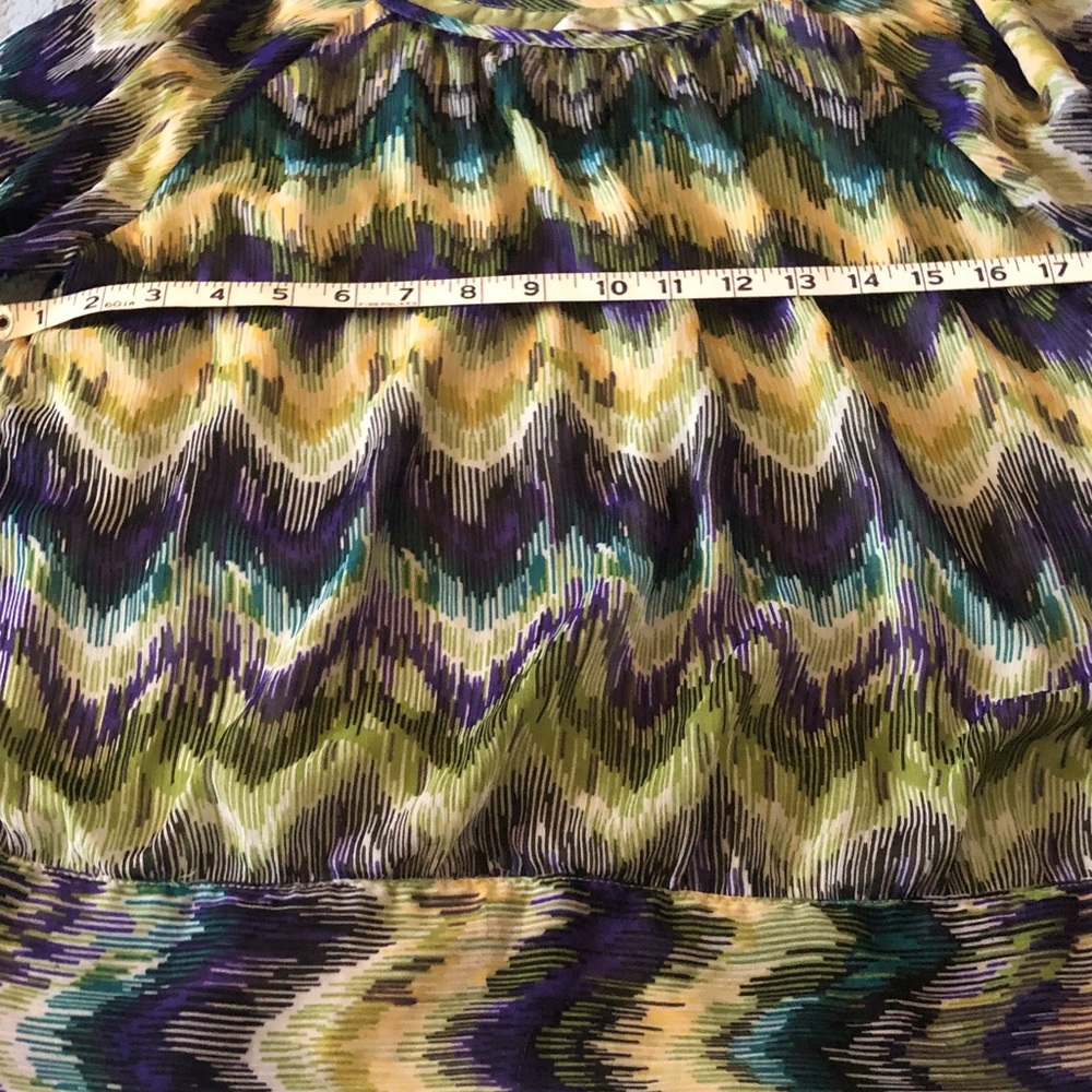 Multicolor Chevron Patterned Top - image 8